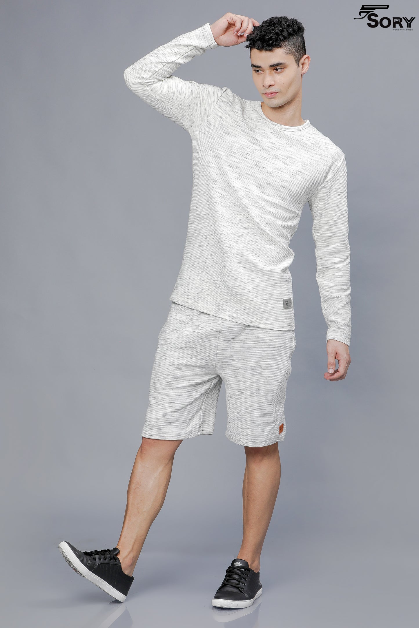 White combo full T-shirt and shorts