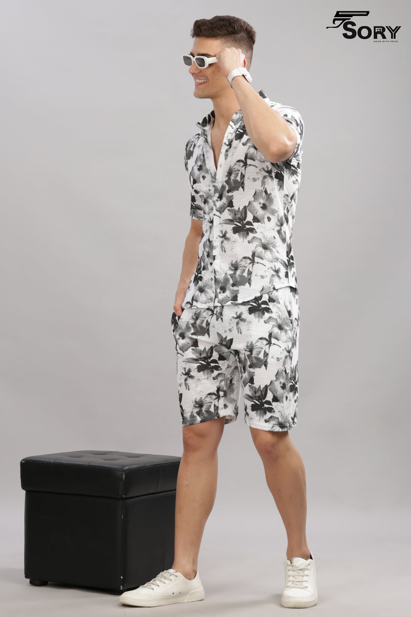 WHITE WITH BLACK FLOWER PRINT SHIRT AND SHORTS CO ODS SET