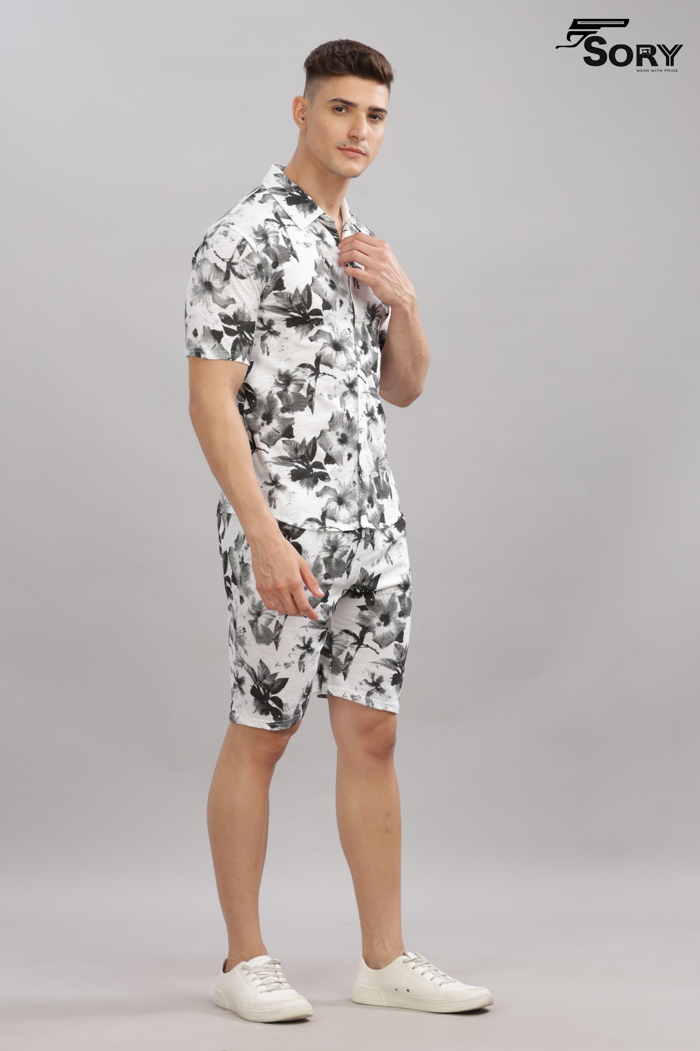 WHITE WITH BLACK FLOWER PRINT SHIRT AND SHORTS CO ODS SET