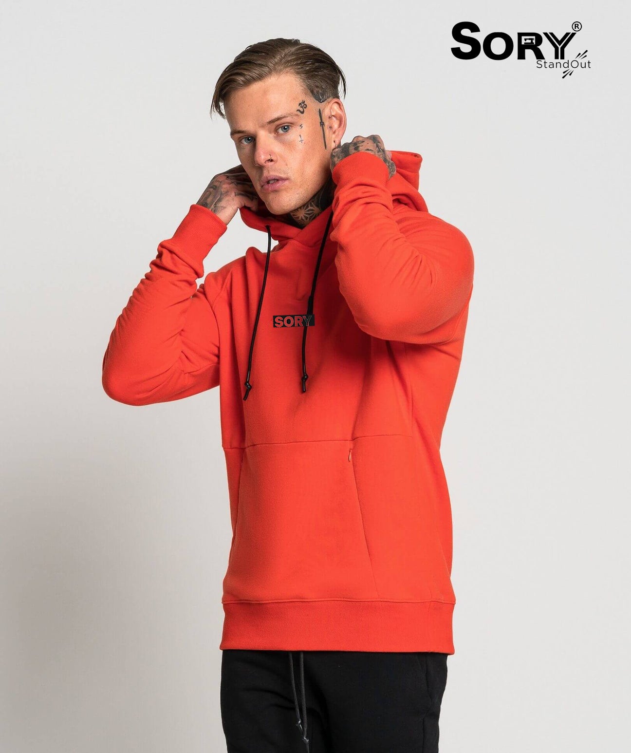 ORANGE PULLOVER OVER