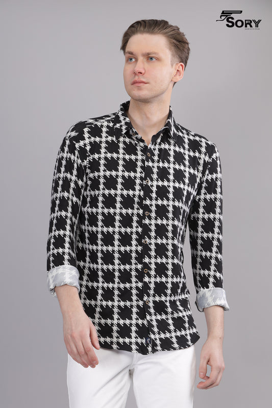 Revere-Fit-Abstract-Black and Wwhite -Print-Shirt