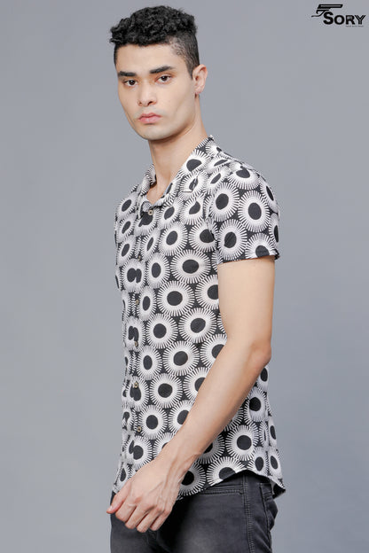 BLACK AND WHITE PRINTED SHIRT